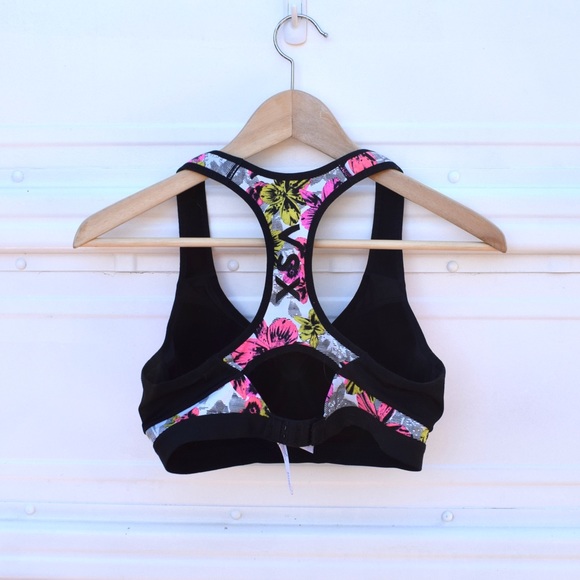 Victoria's Secret Sport Workout Bra 34C - Picture 2 of 3
